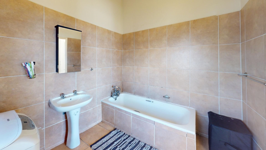 To Let 2 Bedroom Property for Rent in Richmond Hill Eastern Cape